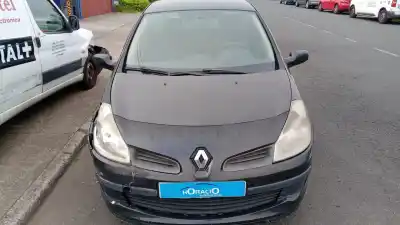 Здавання транспортного засобу renault clio ii fase ii (b/cb0) authentique року 2001 потужний k9k t7