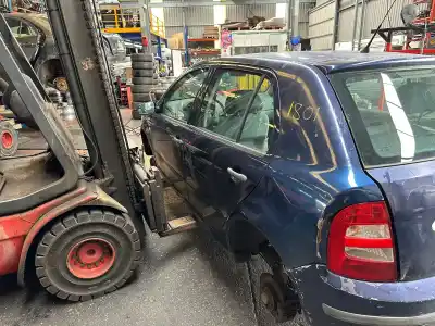 Scrapping Vehicle SKODA FABIA (6Y2/6Y3)  of the year 2001 powered ATD