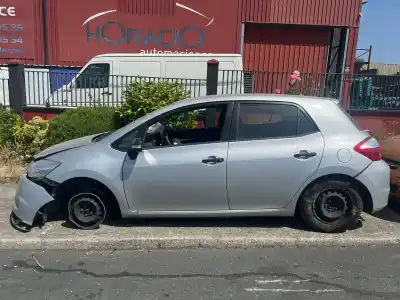 Veículo de Sucata toyota auris active do ano 2012 alimentado 1nd