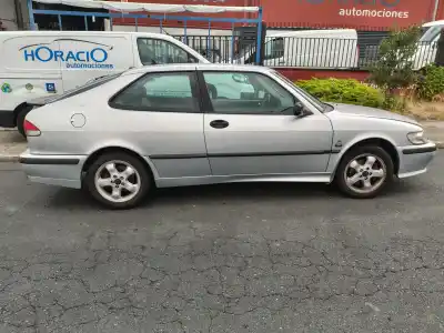 Veículo de Sucata SAAB 9-3 BERLINA  do ano 2001 alimentado D223L