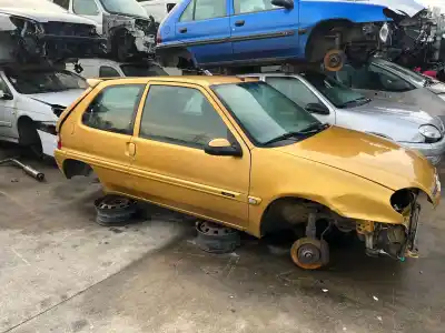 Veículo de Sucata citroen saxo 1.5 diesel 42 do ano 2001 alimentado vjx