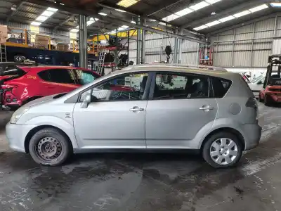 Veicolo di demolizione TOYOTA COROLLA VERSO (R1) 2.0 D-4D Luna dell'anno 2004 alimentato 1CDFTV