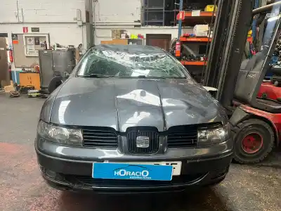 Veículo de Sucata SEAT LEON (1M1)  do ano 2001 alimentado ALH