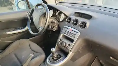 Veículo de Sucata peugeot 308 sport do ano 2010 alimentado 5fw