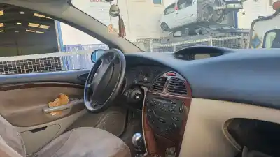 Veículo de Sucata citroen c5 berlina 2.0 hdi do ano 2004 alimentado rhzdw10ated