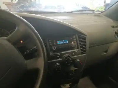 Vehicul casat kia carens 1.6 lx al anului 2006 alimentat s6d