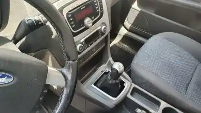 Veículo de Sucata ford focus berlina (cap) ambiente (d) do ano 2007 alimentado hhda