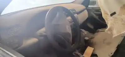 Veículo de Sucata fiat stilo multi wagon (192) 1.6 16v do ano 2004 alimentado 182b6000