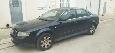 Veículo de Sucata AUDI A4 BERLINA (8E) 1.9 TDI (96kW) do ano 2002 alimentado AWX