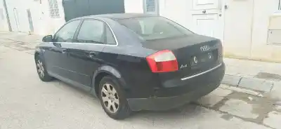 Veículo de Sucata audi a4 berlina (8e) 1.9 tdi (96kw) do ano 2002 alimentado awx