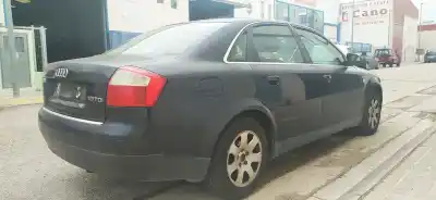 Veículo de Sucata audi a4 berlina (8e) 1.9 tdi (96kw) do ano 2002 alimentado awx