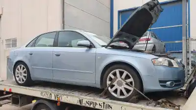 Veículo de Sucata AUDI A4 BERLINA (8E) 2.0 TDI do ano 2005 alimentado BLB