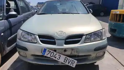 Veicolo di demolizione nissan almera (n16/e) acenta dell'anno 2002 alimentato yd22ddt