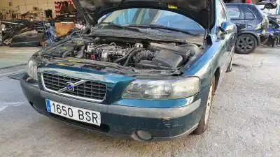 Sloopvoertuig volvo s60 berlina 2.4 d van het jaar 2002 aangedreven d5244t