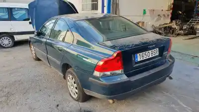 Sloopvoertuig volvo s60 berlina 2.4 d van het jaar 2002 aangedreven d5244t