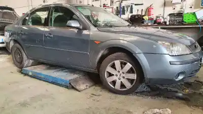 Veicolo di demolizione FORD                                               MONDEO BERLINA (GE)                                                                                                                                                                                                                                        Trend                                                                                                                                                                                                                                                      dell'anno 2001 alimentato D6BA