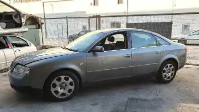 Veicolo di demolizione AUDI A6 BERLINA (4B2) 1.8 T dell'anno 2003 alimentato AWT