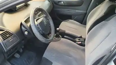 Sloopvoertuig citroen c4 berlina sx van het jaar 2006 aangedreven 9hydv6ted4