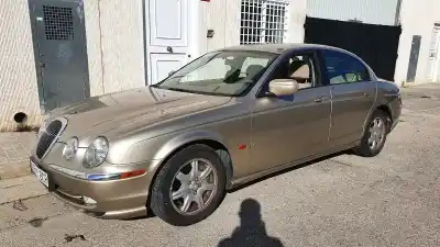 Scrapping Vehicle JAGUAR S-TYPE 3.0 V6 24V CAT of the year 2000 powered AJV6