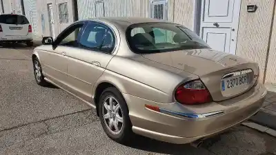 Veicolo di demolizione jaguar s-type 3.0 v6 24v cat dell'anno 2000 alimentato ajv6