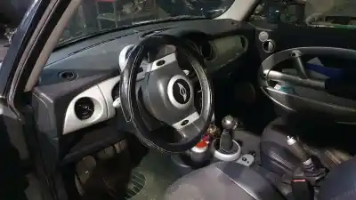 Здавання транспортного засобу mini mini (r50,r53) cooper року 2002 потужний w10b16ag