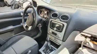 Véhicule à la ferraille ford focus lim. (cb4) trend de l'année 2009 alimenté g8db