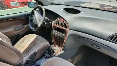 Veículo de Sucata citroen c5 berlina 2.0 hdi sx do ano 2001 alimentado rhzdw10ated