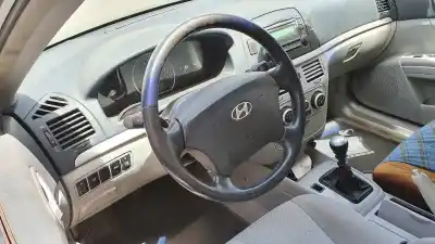 Veicolo di demolizione hyundai sonata (nf) 2.0 crdi style dell'anno 2006 alimentato d4ea