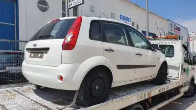 Veículo de Sucata ford fiesta (cbk) trend do ano 2005 alimentado fxja