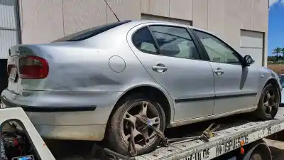 Veicolo di demolizione seat toledo (1m2) sport dell'anno 2003 alimentato arl