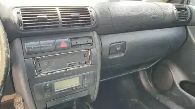 Veicolo di demolizione seat toledo (1m2) sport dell'anno 2003 alimentato arl