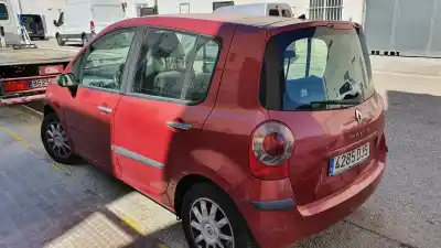 Sloopvoertuig renault modus confort dynamique van het jaar 2005 aangedreven k9k750