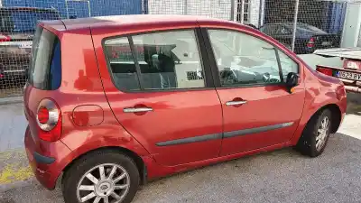 Sloopvoertuig renault modus confort dynamique van het jaar 2005 aangedreven k9k750