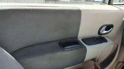 Sloopvoertuig renault modus confort dynamique van het jaar 2005 aangedreven k9k750