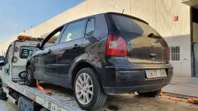 Vehículo de desguace volkswagen                                         polo (9n1)                                                                                                                                                                                                                                                 trendline                                                                                                                                                                                                                                                  del año 2003 con motor amf