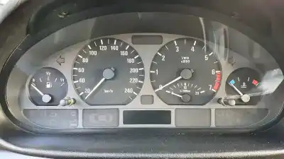 Veículo de Sucata bmw serie 3 touring (e46) 318i do ano 2000 alimentado m43b19