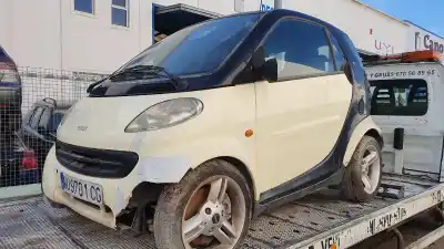 Veículo de Sucata SMART COUPE CDI Básico do ano 2000 alimentado OM660940