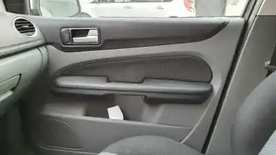 Véhicule à la ferraille ford focus lim. (cb4) trend de l'année 2009 alimenté g8db