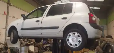 Scrapping Vehicle renault clio ii fase ii (b/cb0) 1.2 of the year 2003 powered d7f g7