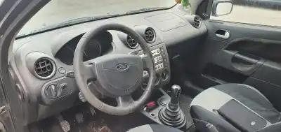 Veículo de Sucata ford fiesta (cbk) 1.4 tdci cat do ano 2004 alimentado f6ja