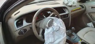 Veículo de Sucata audi a4 berlina (b8) 2.0 16v tfsi do ano 2008 alimentado cdn