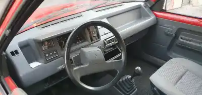 Veicolo di demolizione renault express 1.9 d 64 cv / 47 kw dell'anno 1990 alimentato 