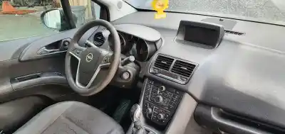 Veículo de Sucata opel meriva b enjoy do ano 2011 alimentado a14xer