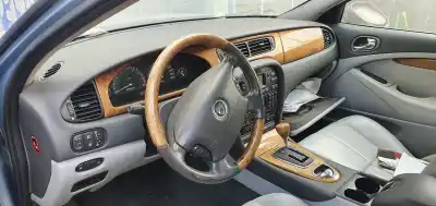 Здавання транспортного засобу jaguar                                             s-type ii (x200)                                                                                                                                                                                                                                           2.5 v6 року 2002 потужний aj25