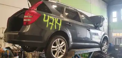 Sloopvoertuig kia cee´d sporty wagon 2.0 crdi van het jaar 2007 aangedreven d4ea