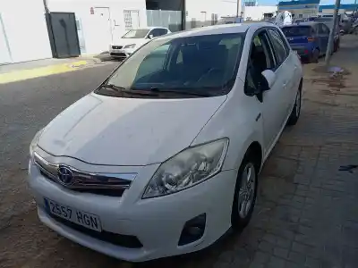 Здавання транспортного засобу toyota auris * року 2011 потужний 2zr Здавання транспортного засобу toyota auris * року 2011 потужний 2zr