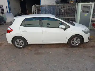 Здавання транспортного засобу toyota auris * року 2011 потужний 2zr Здавання транспортного засобу toyota auris * року 2011 потужний 2zr