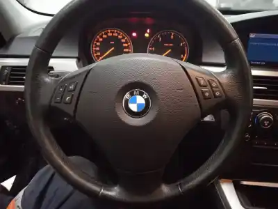 Veículo de Sucata bmw serie 3 berlina (e90) 320d do ano 2007 alimentado n47d20a