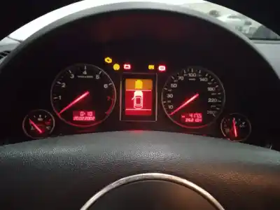 Здавання транспортного засобу audi a4 berlina (8e) 2.0 20v cat (alt) року 2000 потужний alt
