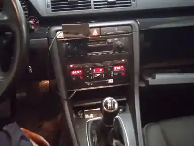 Здавання транспортного засобу audi a4 berlina (8e) 2.0 20v cat (alt) року 2000 потужний alt